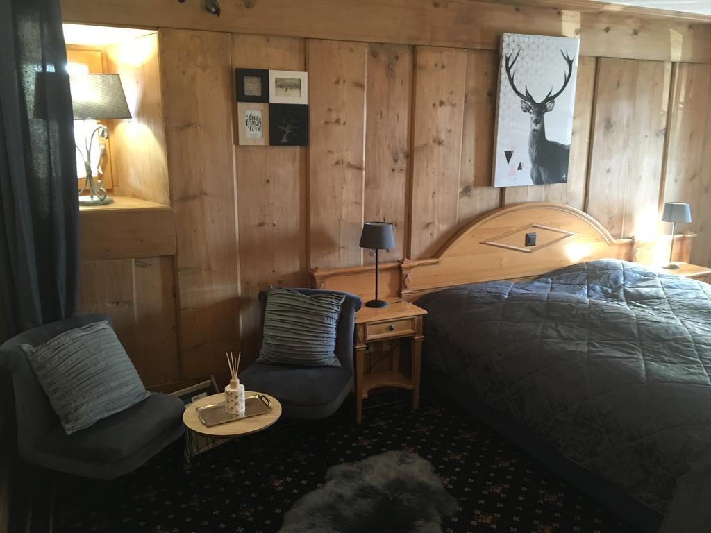 Romantik Hotel L'Etoile 샤메이 외부 사진