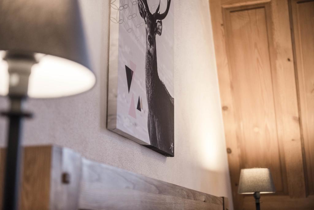 Romantik Hotel L'Etoile 샤메이 외부 사진