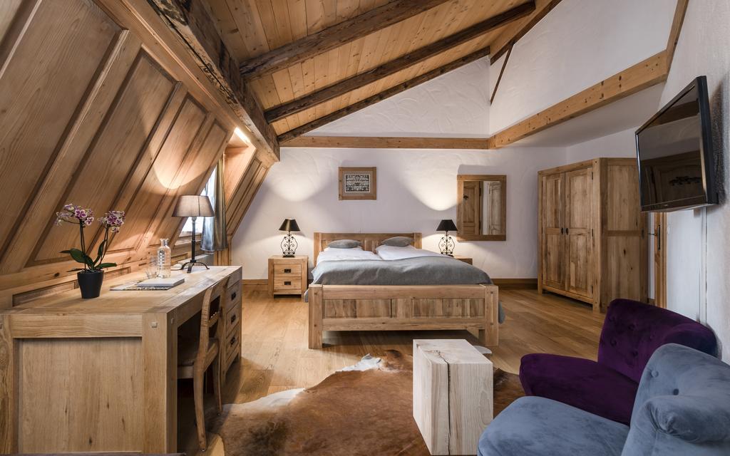 Romantik Hotel L'Etoile 샤메이 외부 사진