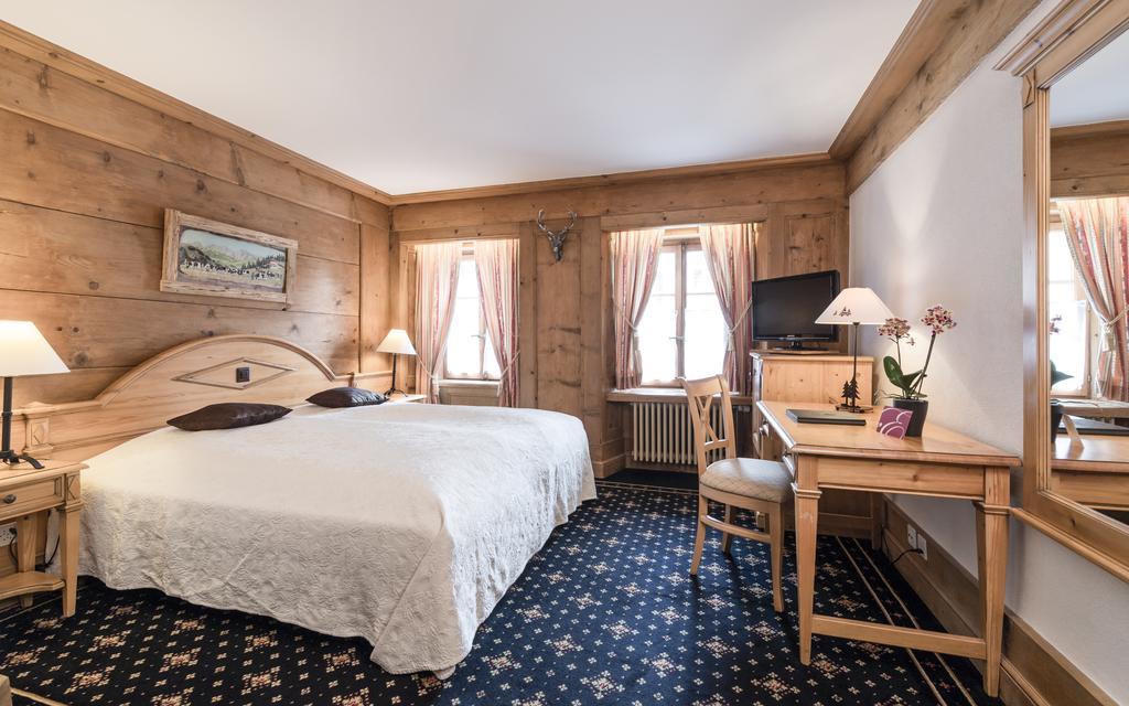 Romantik Hotel L'Etoile 샤메이 외부 사진